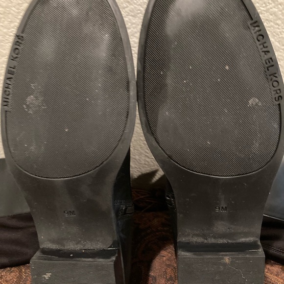 Michael Kors size 9 boots, 1 inch heel - Picture 5 of 6